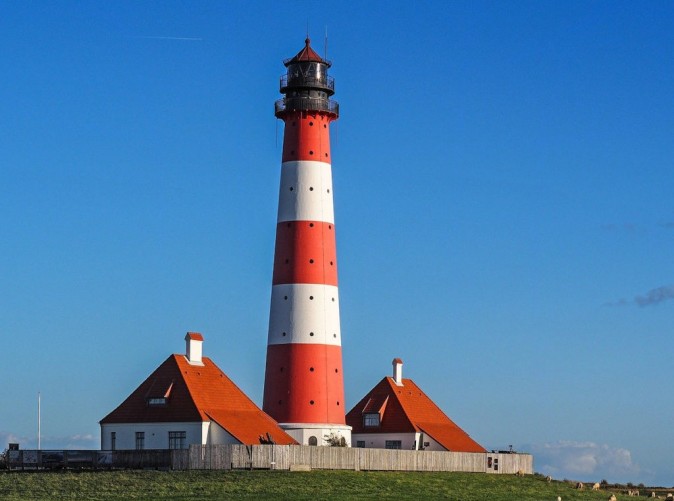 SchoeneAussichtenTouristik-Leuchtturm-lighthouse-1392124_1280