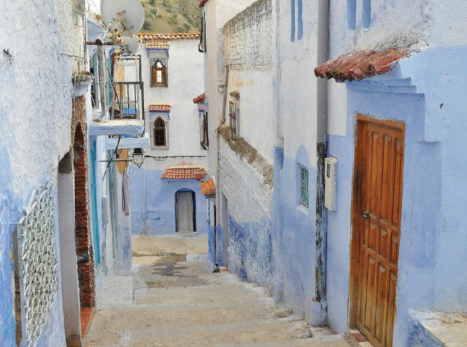 0012_alley-354451_1280