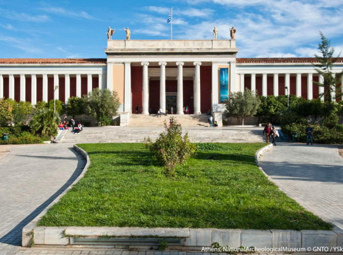 0033_Athens_NationalArchaeological_museum_1996_photo_YSkoulas